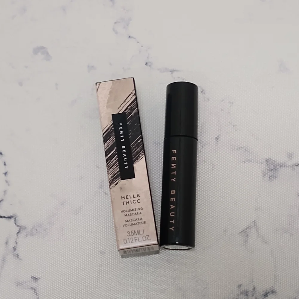 Fenty Beauty Hella Thicc Mascara Cuz I'm Black Mini Travel Size .12 oz